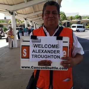 Meet your Posher, Robert